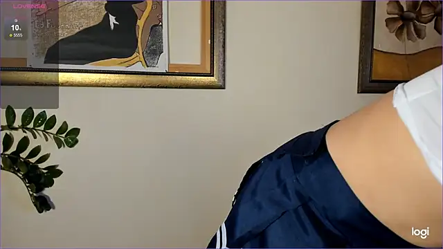 luna-catt online show from March 14, 2025, 12:18 pm