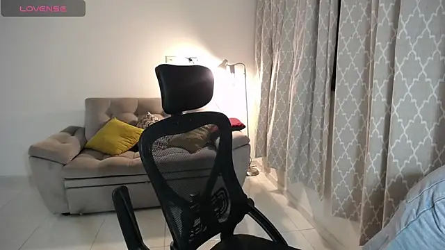 Liissa cute  online show from February 25, 2025, 12:14 am