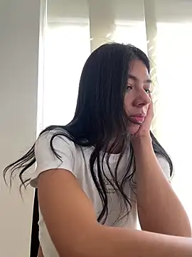 Liissa cute  online show from February 21, 2025, 7:43 pm