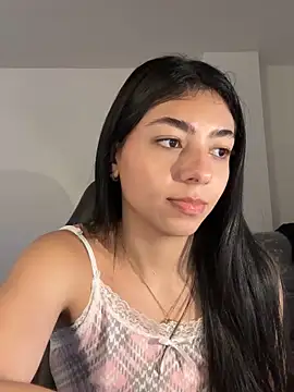 Liissa cute  online show from October 27, 2025, 7:15 pm