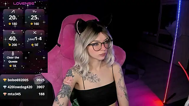 Snapshot of The_love_project chatting on February 17, 2026, 12:30 am The love project online show from February 17, 2026, 12:30 am