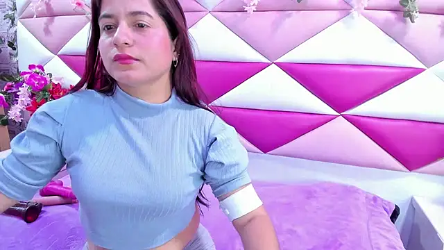 MariaClay online show from November 5, 2025, 11:57 am