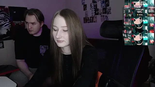 camcoupbang online show from November 21, 2025, 12:42 am