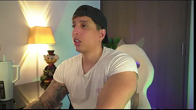 appolo allen online show from November 7, 2025, 3:44 am