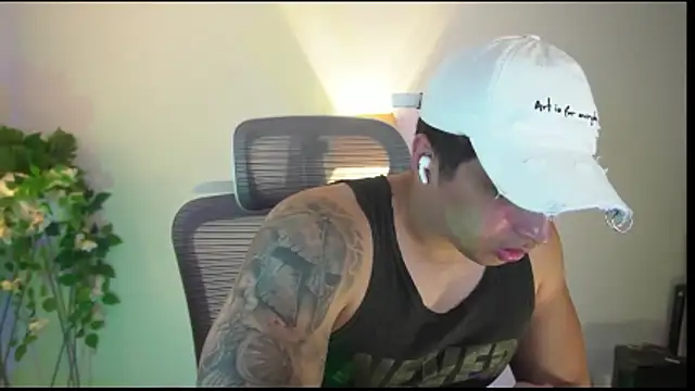 Snapshot of appolo_allen chatting on February 14, 2026, 12:55 am appolo allen online show from February 14, 2026, 12:55 am