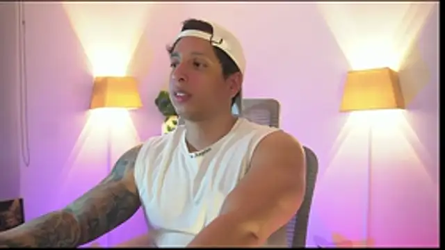 Snapshot of appolo_allen chatting on February 24, 2026, 4:24 am appolo allen online show from February 24, 2026, 4:24 am