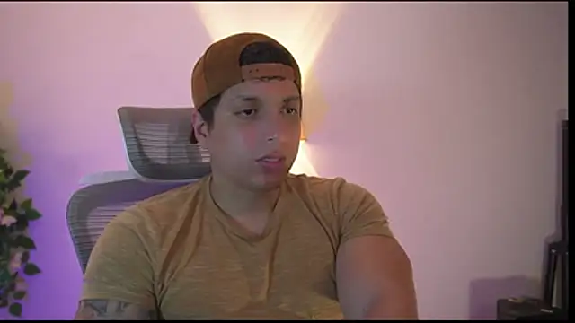 Snapshot of appolo_allen chatting on February 16, 2026, 10:07 pm appolo allen online show from February 16, 2026, 10:07 pm