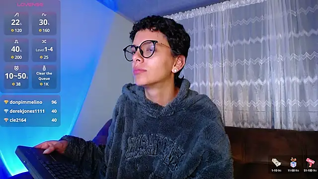 peyton golden1 online show from March 6, 2025, 7:25 am