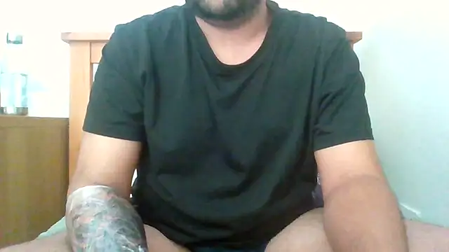 whoreboi98 online show from July 29, 2026, 11:42 am