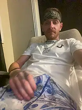 CityBoy75211 online show from April 15, 2026, 6:08 am