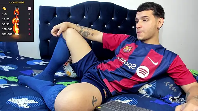 Noha white online show from March 9, 2025, 6:11 pm