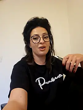 Selenna emma online show from December 5, 2025, 12:37 pm