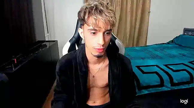 Snapshot of se6model chatting on January 2, 2025, 11:27 pm se6model online show from January 2, 2025, 11:27 pm