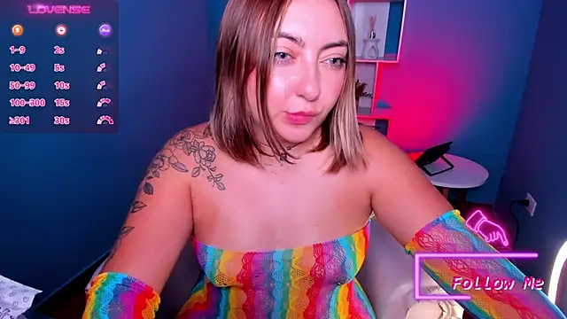 Snapshot of miaawild chatting on January 25, 2025, 1:32 am miaawild online show from January 25, 2025, 1:32 am