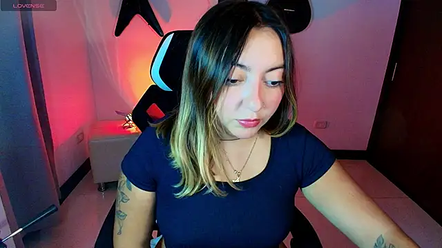 Snapshot of miaawild chatting on October 11, 2025, 12:11 am miaawild online show from October 11, 2025, 12:11 am