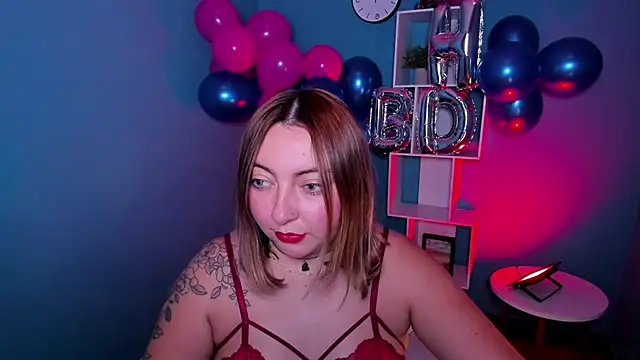 Snapshot of miaawild chatting on February 21, 2025, 9:11 pm miaawild online show from February 21, 2025, 9:11 pm