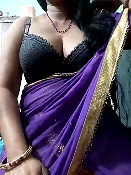 Snapshot of Savita_bhabhii chatting on March 8, 2025, 10:00 am Savita bhabhii online show from March 8, 2025, 10:00 am