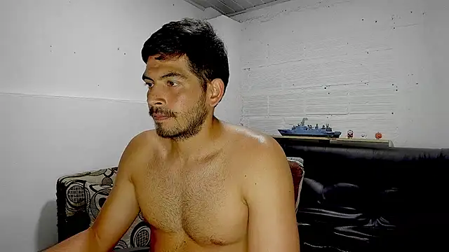 Snapshot of Himoreno25 chatting on February 26, 2025, 3:25 am Himoreno25 online show from February 26, 2025, 3:25 am