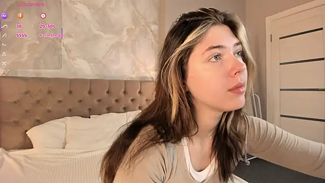 Vanessa Walters online show from April 4, 2026, 3:13 am