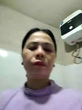 Snapshot of Tinease chatting on March 17, 2025, 10:51 pm Tinease online show from March 17, 2025, 10:51 pm