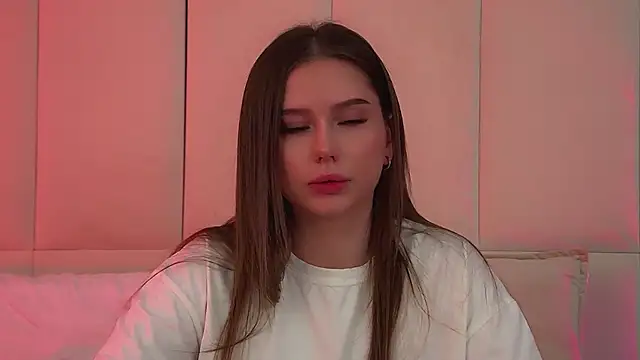 Snapshot of DianaVert chatting on February 3, 2026, 6:51 am DianaVert online show from February 3, 2026, 6:51 am