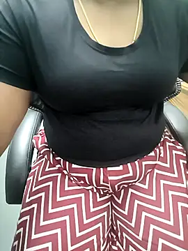 Snapshot of tamil_subha69 chatting on December 23, 2025, 5:40 am tamil subha69 online show from December 23, 2025, 5:40 am