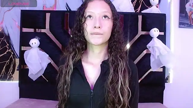 abbycutecs online show from October 23, 2025, 1:54 pm