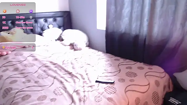 Snapshot of Beck_jones chatting on November 7, 2025, 7:29 pm Beck jones online show from November 7, 2025, 7:29 pm