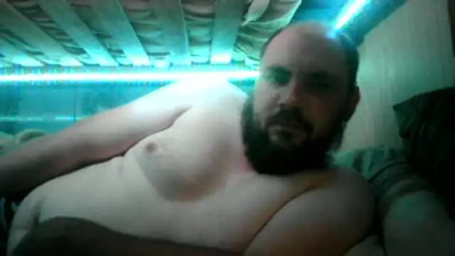 ZARRENAAR3 online show from October 16, 2025, 4:43 am