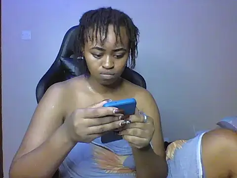 Candii wet  online show from February 8, 2026, 4:37 pm