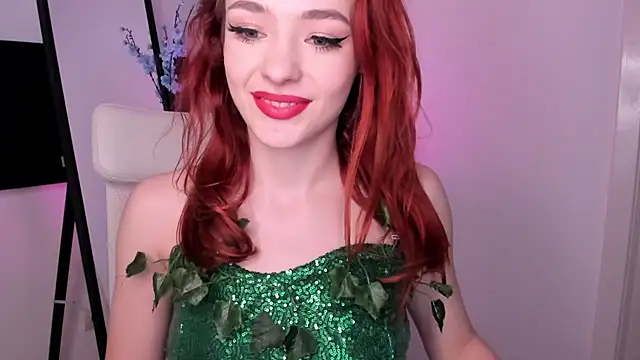 Snapshot of MiaRouge chatting on January 30, 2025, 6:24 am MiaRouge online show from January 30, 2025, 6:24 am