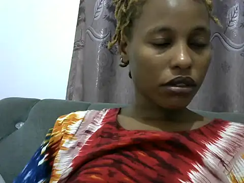 Candykitten online show from March 4, 2025, 1:01 am