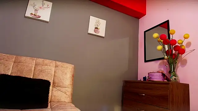 jade brunnette online show from September 24, 2025, 8:15 pm