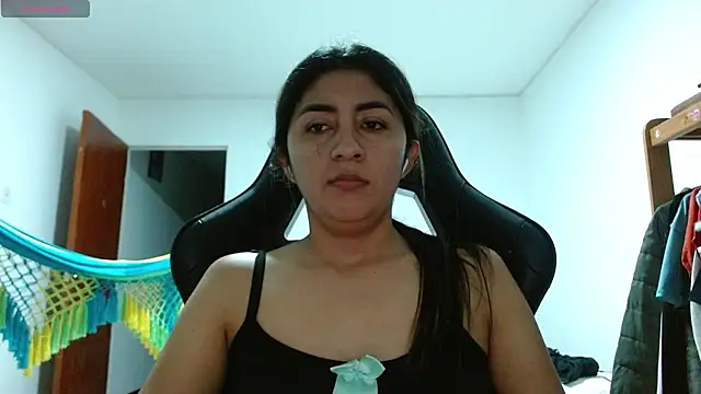 Snapshot of danna_peterson1 chatting on July 11, 2026, 12:11 am danna peterson1 online show from July 11, 2026, 12:11 am