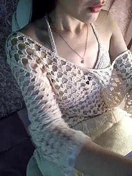 Snapshot of Lovely_kute chatting on February 28, 2026, 1:38 am Lovely kute online show from February 28, 2026, 1:38 am