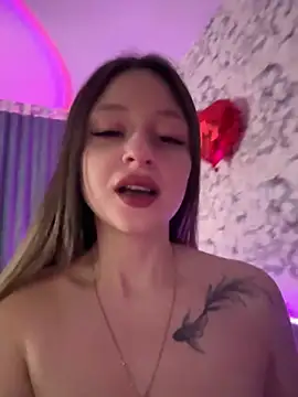 Kimsweet7 online show from February 25, 2025, 8:11 pm