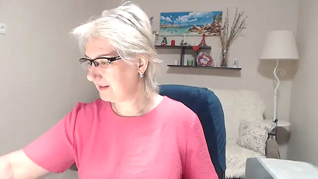 FleurMays online show from February 24, 2026, 5:52 am