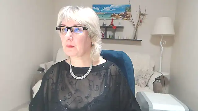 FleurMays online show from February 27, 2025, 6:02 am