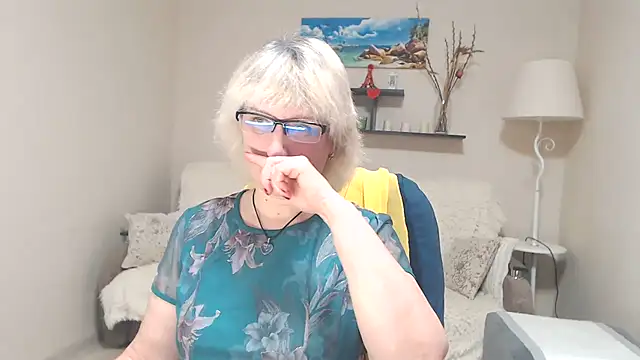 FleurMays online show from March 12, 2025, 4:41 am