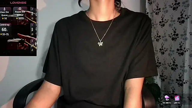 glowybekwa online show from March 15, 2025, 10:22 pm