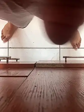 Uncutmushroomhead online show from November 27, 2025, 8:15 am