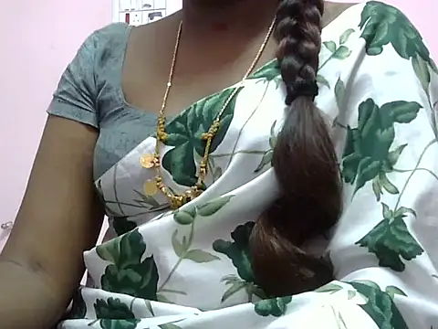 Hot akshara online show from November 5, 2025, 1:36 pm