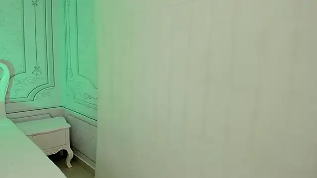 Leah Sweetie online show from March 17, 2025, 11:21 am