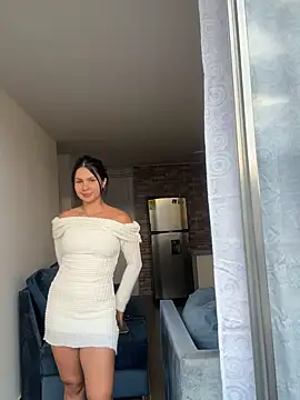 SofiaG  online show from September 29, 2025, 10:37 pm