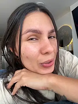 SofiaG  online show from November 5, 2025, 7:50 pm