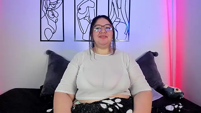 RubyPirsso18 online show from March 15, 2025, 10:11 pm