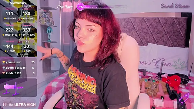 Snapshot of Sarah-Stoner chatting on March 21, 2025, 10:28 pm Sarah-Stoner online show from March 21, 2025, 10:28 pm