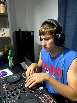 oliver Lz online show from October 16, 2025, 12:52 am