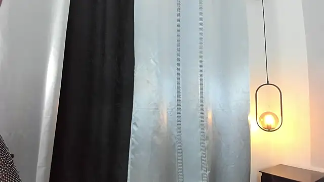 Gabriela Lopez1 online show from March 29, 2026, 10:17 am