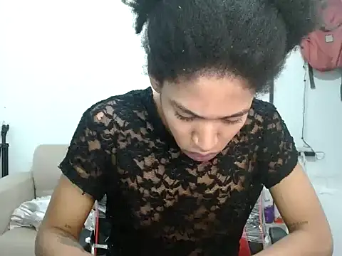 miriam775 online show from September 25, 2025, 11:16 am